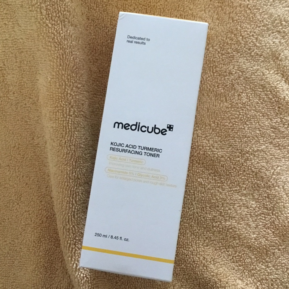 Medicube Kojic Acid Turmeric Resurfacing Toner — White & Yellow Accent